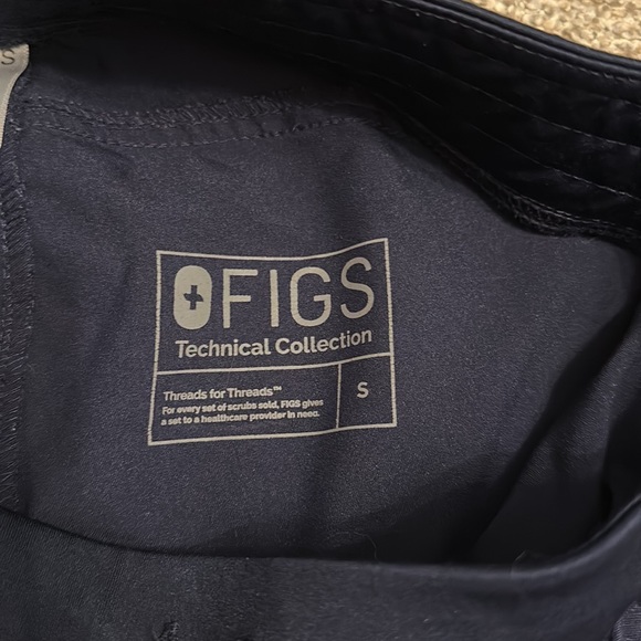 Figs Kade Navy scrub pant - Picture 3 of 3